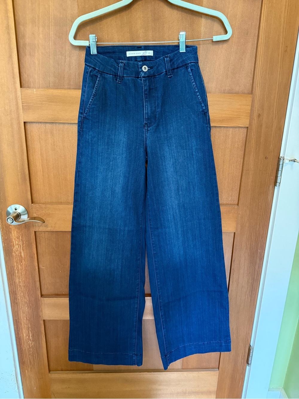 Altar’d State Wide Leg Trouser Jeans Small
